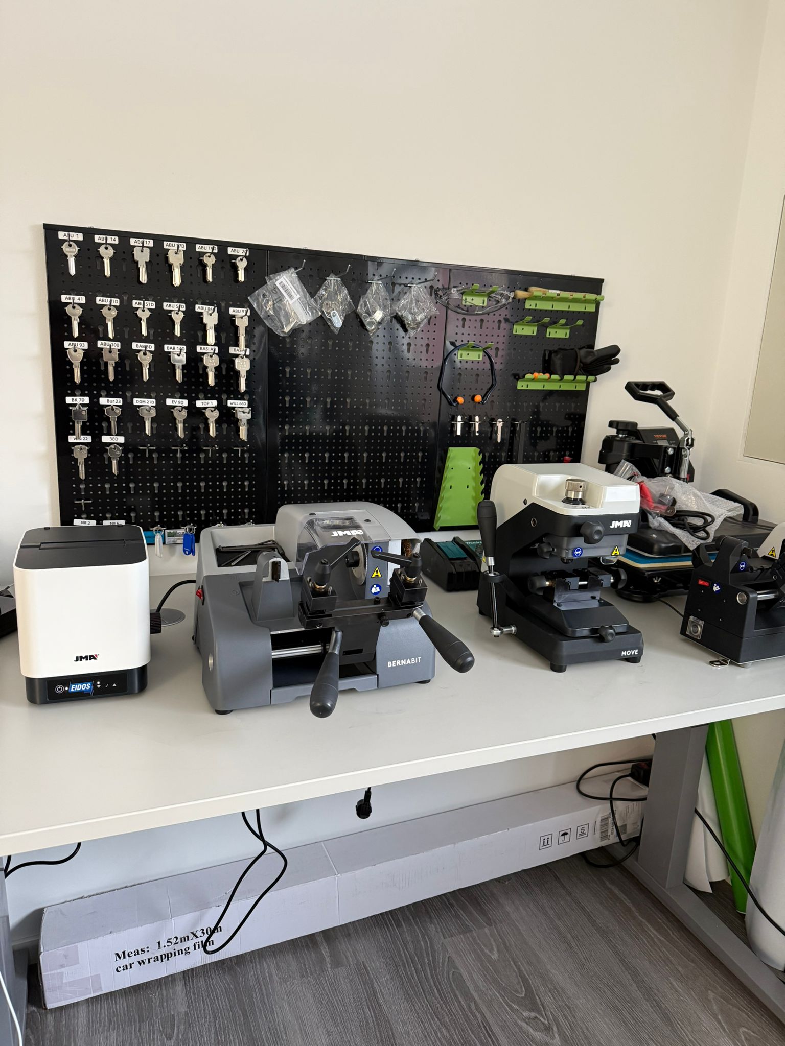 Schlüsseldienst Loxstedt – Werkstatt und Schlüsselmaschinen